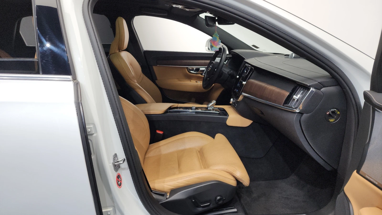 Volvo S90 B6 AWD INSCRIPTION * КРАЙНА ЦЕНА* FULL MAX, снимка 7 - Автомобили и джипове - 56172707