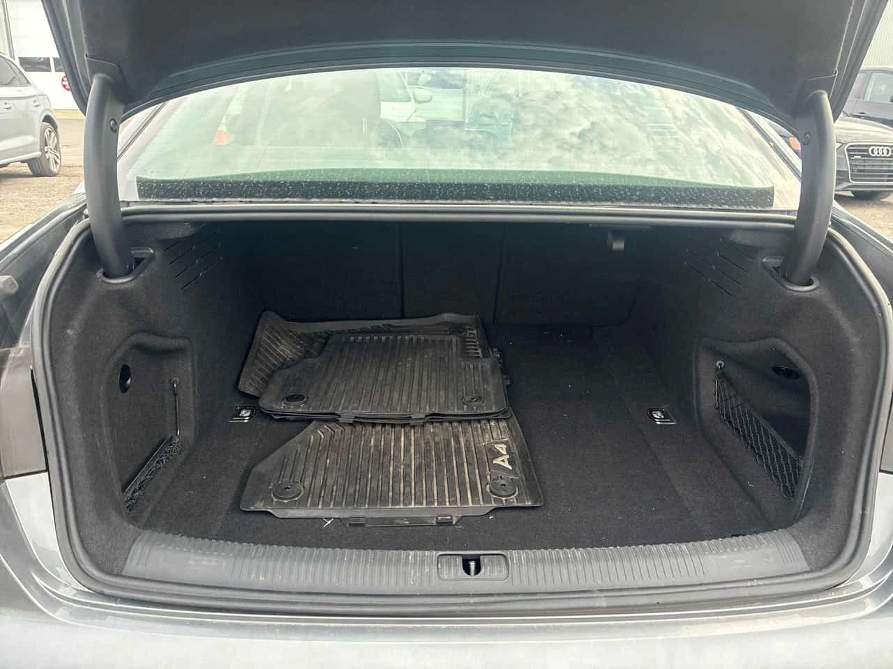 Audi A4 QUATTRO * ������ ���������������� �� AUDI*  | Mobile.bg � ����������� 12