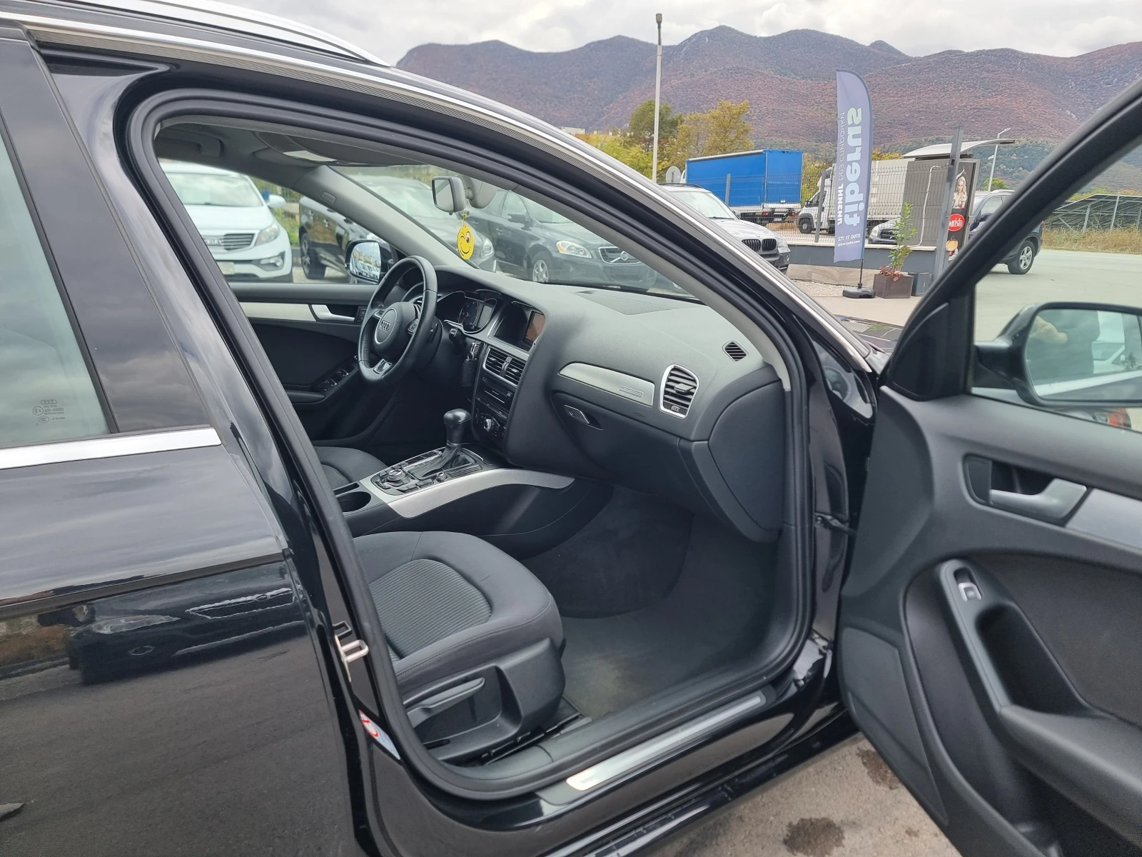 Audi A4 2.0TDI QUATRO, снимка 15 - Автомобили и джипове - 56542687