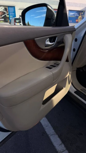 Infiniti QX70 S 3.0d, снимка 10