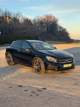  Mercedes-Benz GLA 25...