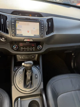 Kia Sportage 2.0CRDI R-LINE AVTOMAT - 10900 € / 21318.55 лв. - 56146432 16