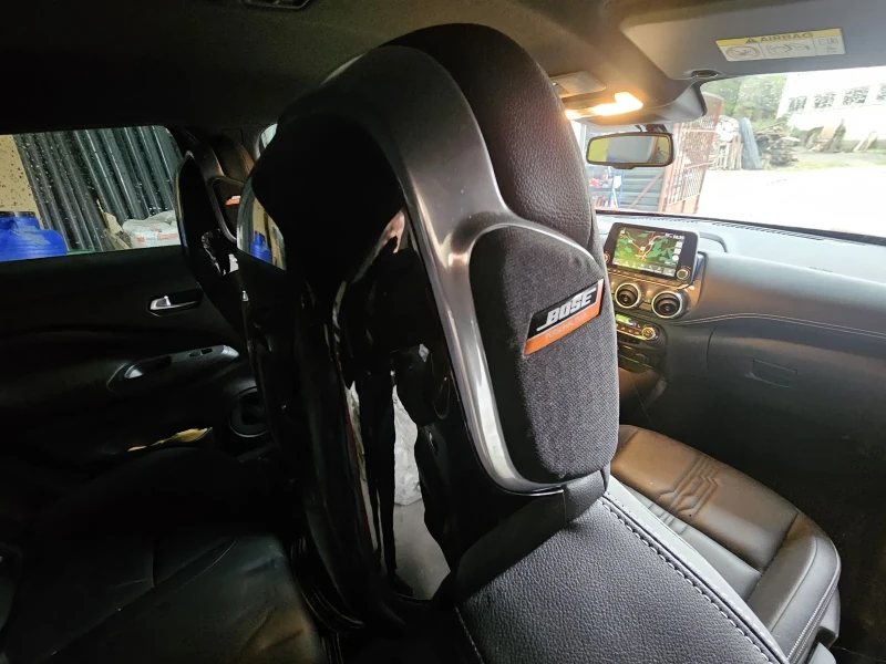 Nissan Juke 1.0DIG-T, снимка 7 - Автомобили и джипове - 51922693