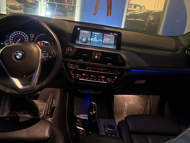 BMW X3 * M40i * CARFAX * БЕЗ ПЪРВОНАЧАЛНА ВНОСКА, снимка 9 - Автомобили и джипове - 52967626