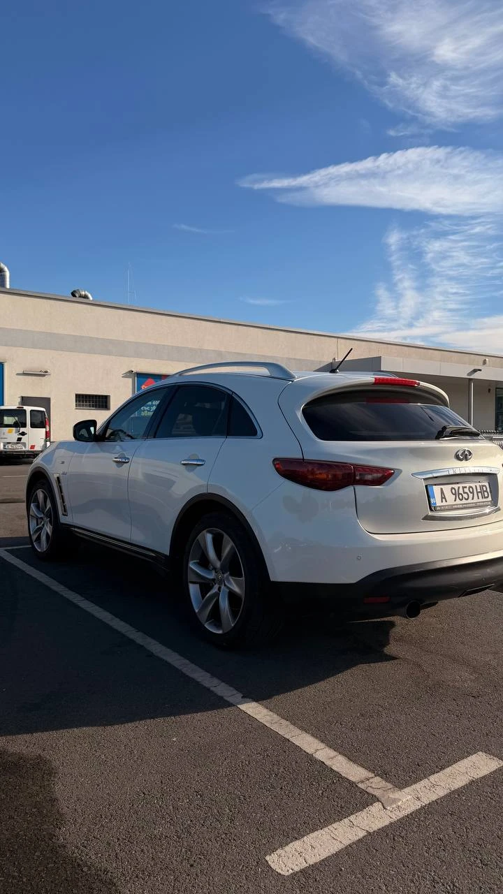 Infiniti QX70 S 3.0d, снимка 5 - Автомобили и джипове - 56097065