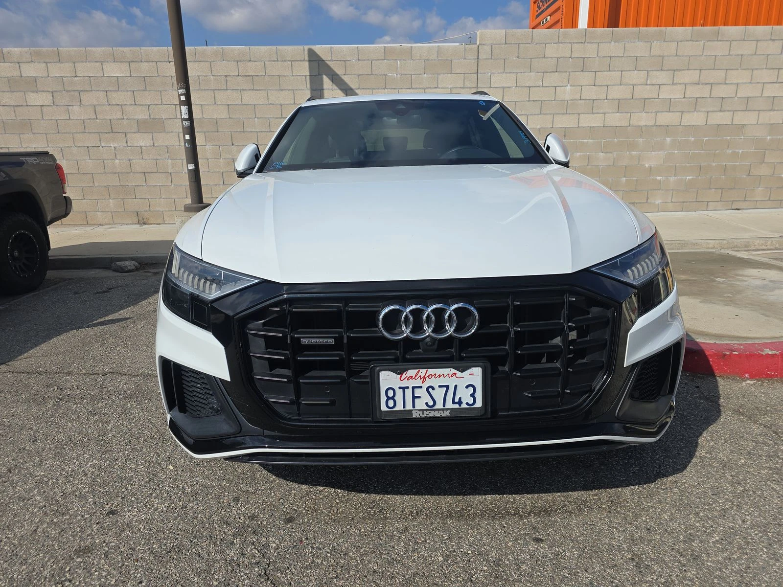 Audi Q8 Black Optic* S-line* Matrix* Обдух* Virtual* 360*  | Mobile.bg — изображение 1