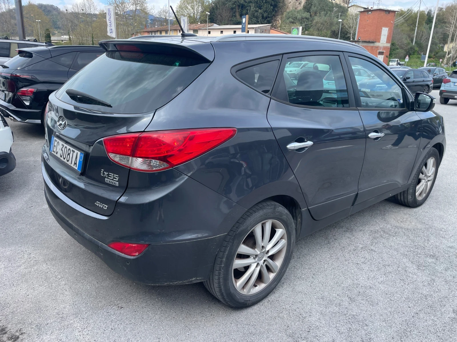 Hyundai IX35 2.0CRDI 184kc 4x4 Premium - изображение 3