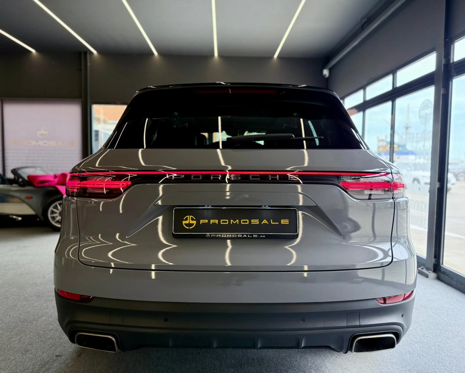 Porsche Cayenne Панорама* CarPlay* Подгрев*  Лизинг, снимка 5 - Автомобили и джипове - 54555075
