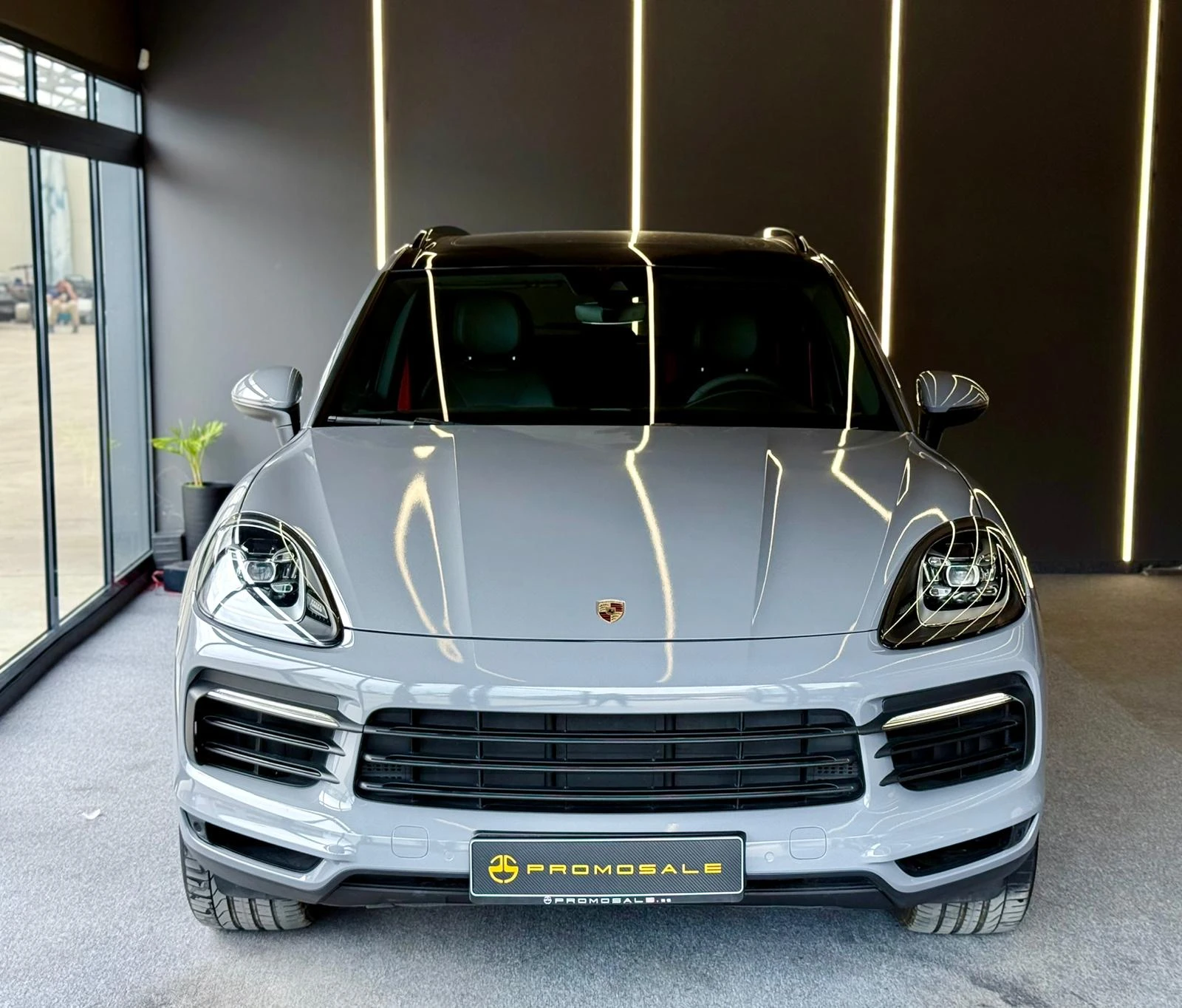 Porsche Cayenne Панорама* CarPlay* Подгрев*  Лизинг, снимка 2 - Автомобили и джипове - 54555075