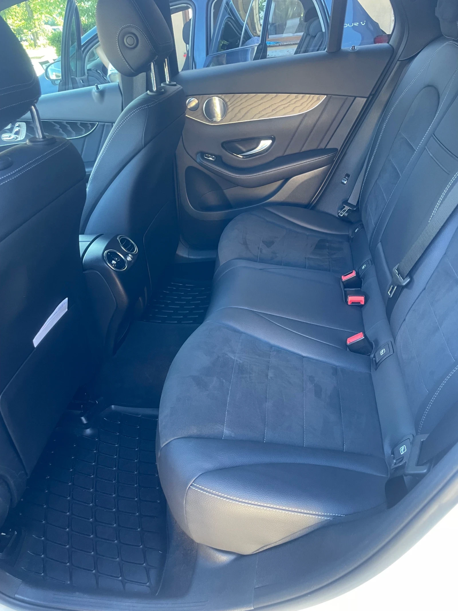 Mercedes-Benz GLC 350, снимка 11 - Автомобили и джипове - 54810134