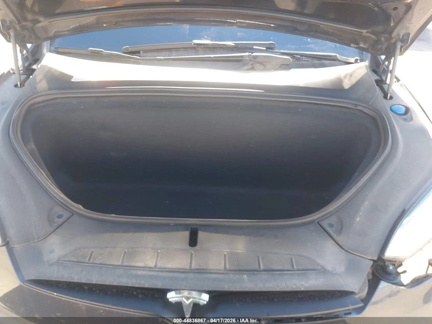Tesla Model X 60D/P100D/P90D, снимка 10 - Автомобили и джипове - 54906857