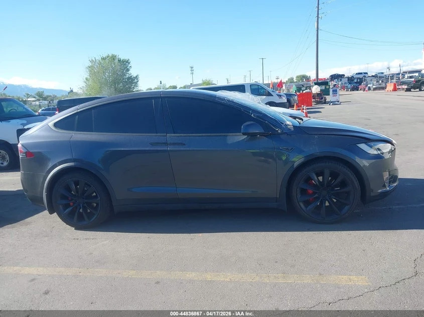 Tesla Model X 60D/P100D/P90D, снимка 13 - Автомобили и джипове - 54906857
