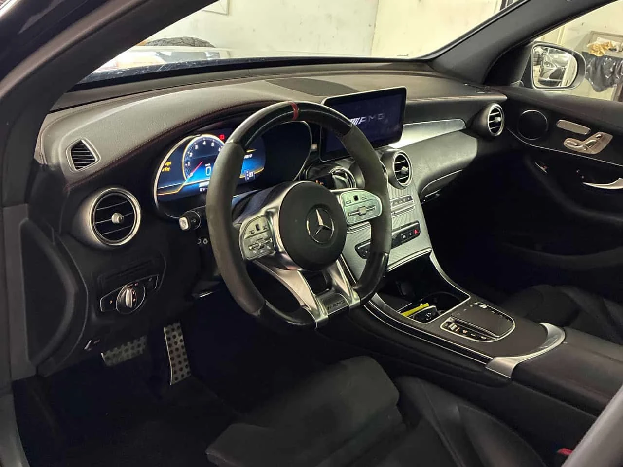 Mercedes-Benz GLC 43 AMG 4MATIC | CARFAX | БЕЗ ИНЦИДЕНТИ , снимка 7 - Автомобили и джипове - 55698590