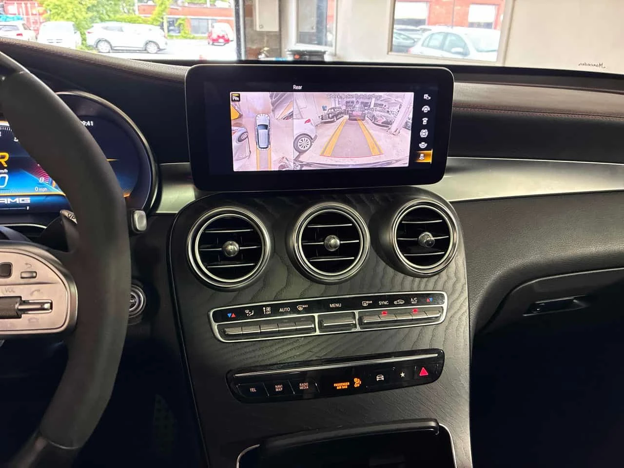 Mercedes-Benz GLC 43 AMG 4MATIC | CARFAX | БЕЗ ИНЦИДЕНТИ , снимка 9 - Автомобили и джипове - 55698590