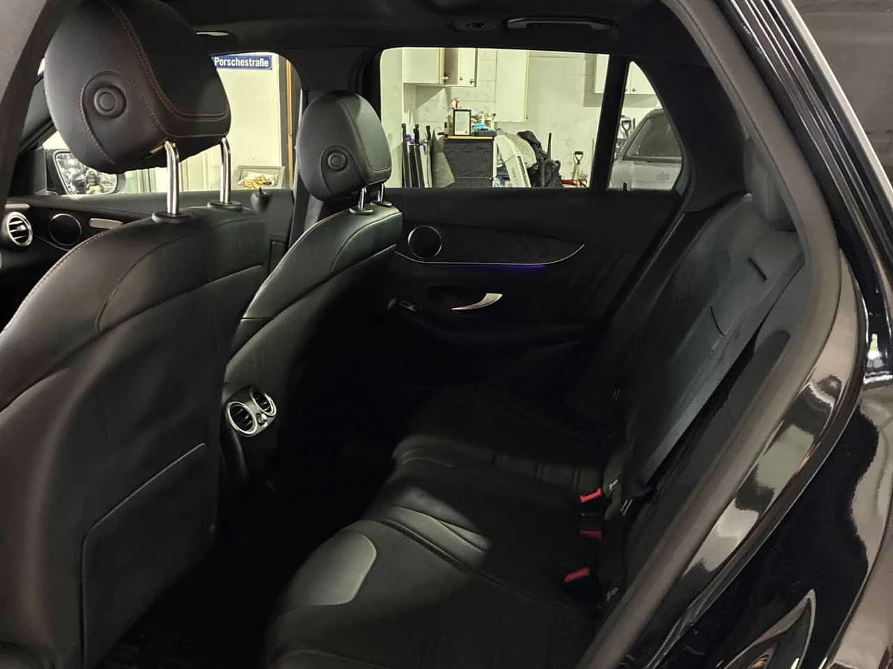 Mercedes-Benz GLC 43 AMG 4MATIC | CARFAX | БЕЗ ИНЦИДЕНТИ , снимка 11 - Автомобили и джипове - 55698590