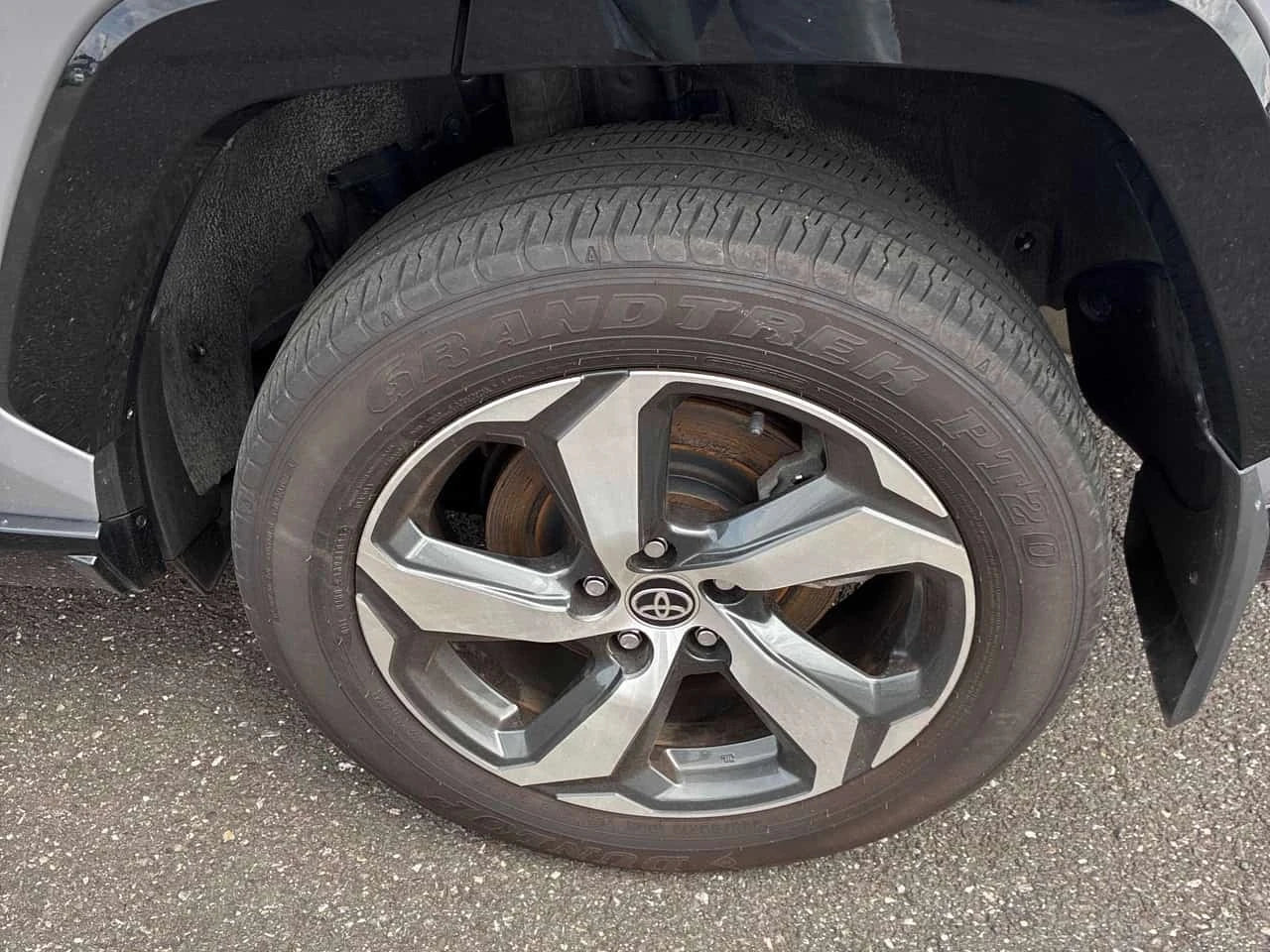Toyota Rav4 Prime * AWD* АВТОКРЕДИТ БЕЗ ПЪРВОНАЧАЛНА ВНОСКА* , снимка 17 - Автомобили и джипове - 55746366