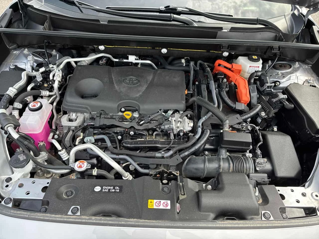 Toyota Rav4 Prime * AWD* АВТОКРЕДИТ БЕЗ ПЪРВОНАЧАЛНА ВНОСКА* , снимка 10 - Автомобили и джипове - 55746366