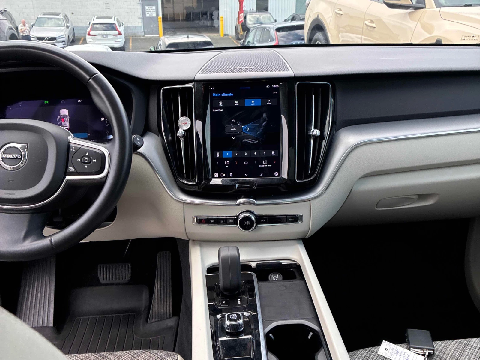 Volvo XC60 * Momentum * CARFAX * ��� ������������ ������ | Mobile.bg � ����������� 9