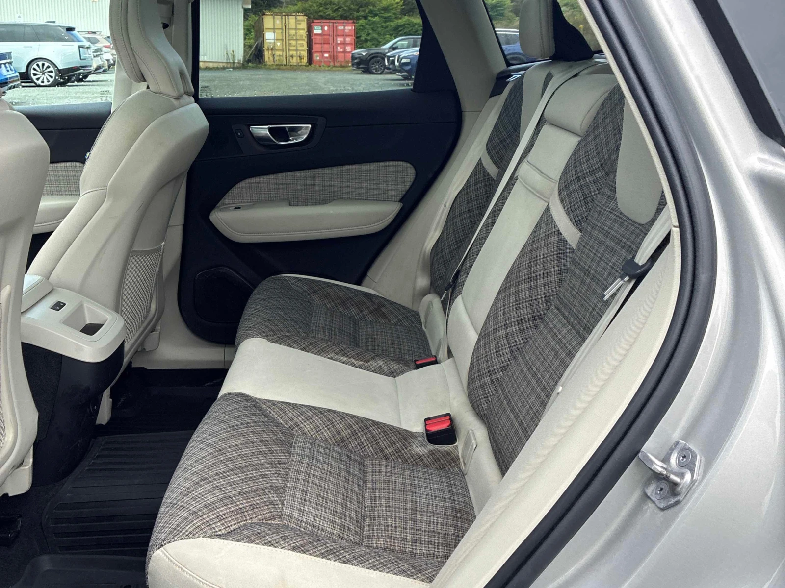 Volvo XC60 * Momentum * CARFAX * ��� ������������ ������ | Mobile.bg � ����������� 12