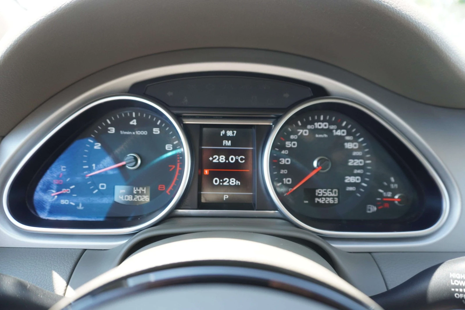 Audi Q7 1 Собсъвеник / 7 места / Автокредит, снимка 13 - Автомобили и джипове - 56023511