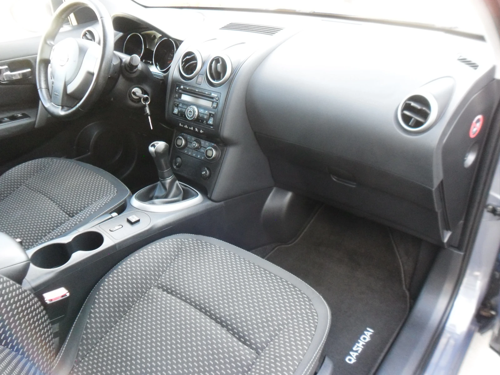 Nissan Qashqai 1, 6i-GAS-KLIMATIK-ITALY, снимка 13 - Автомобили и джипове - 56258023