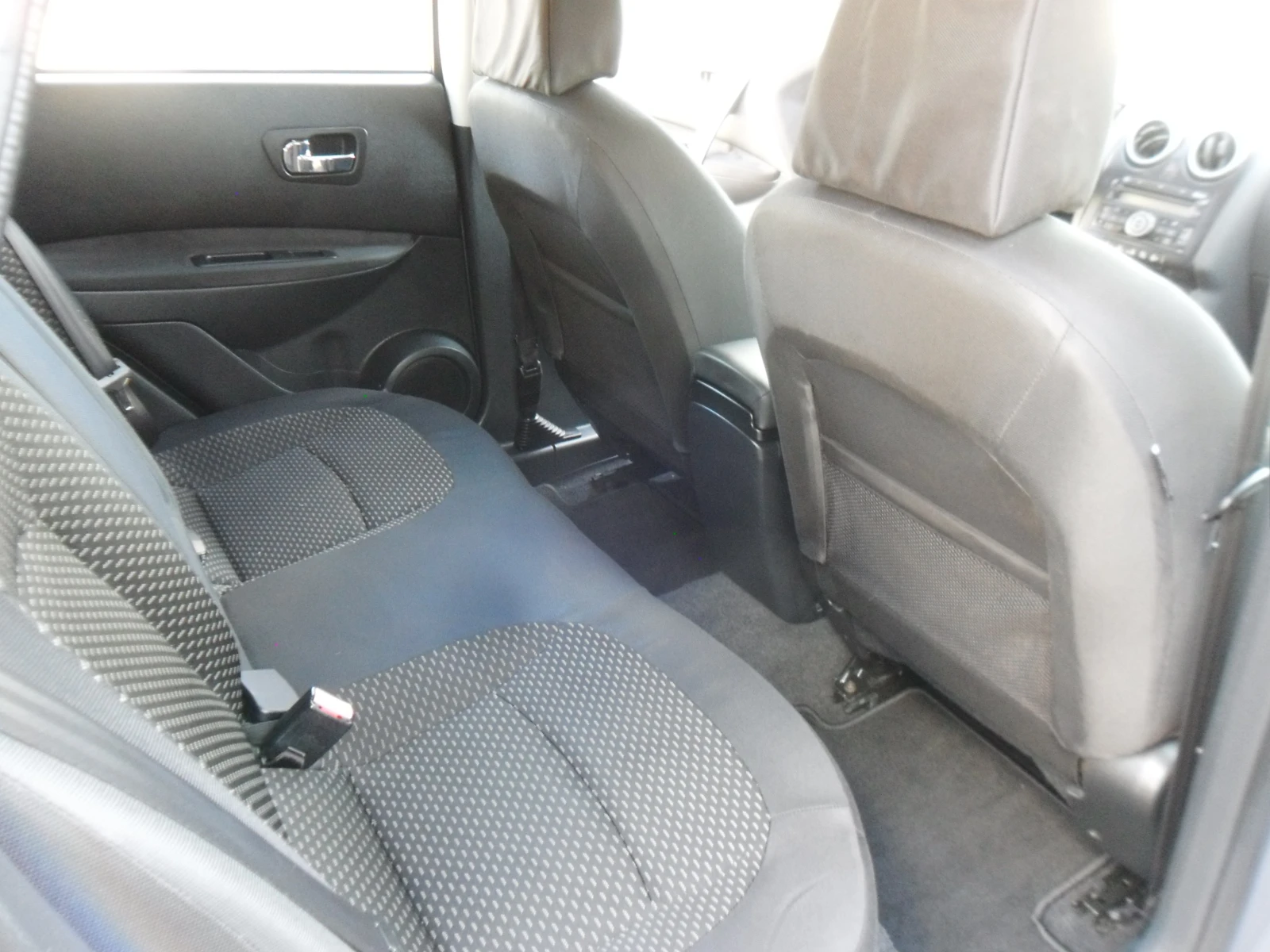 Nissan Qashqai 1, 6i-GAS-KLIMATIK-ITALY, снимка 11 - Автомобили и джипове - 56258023