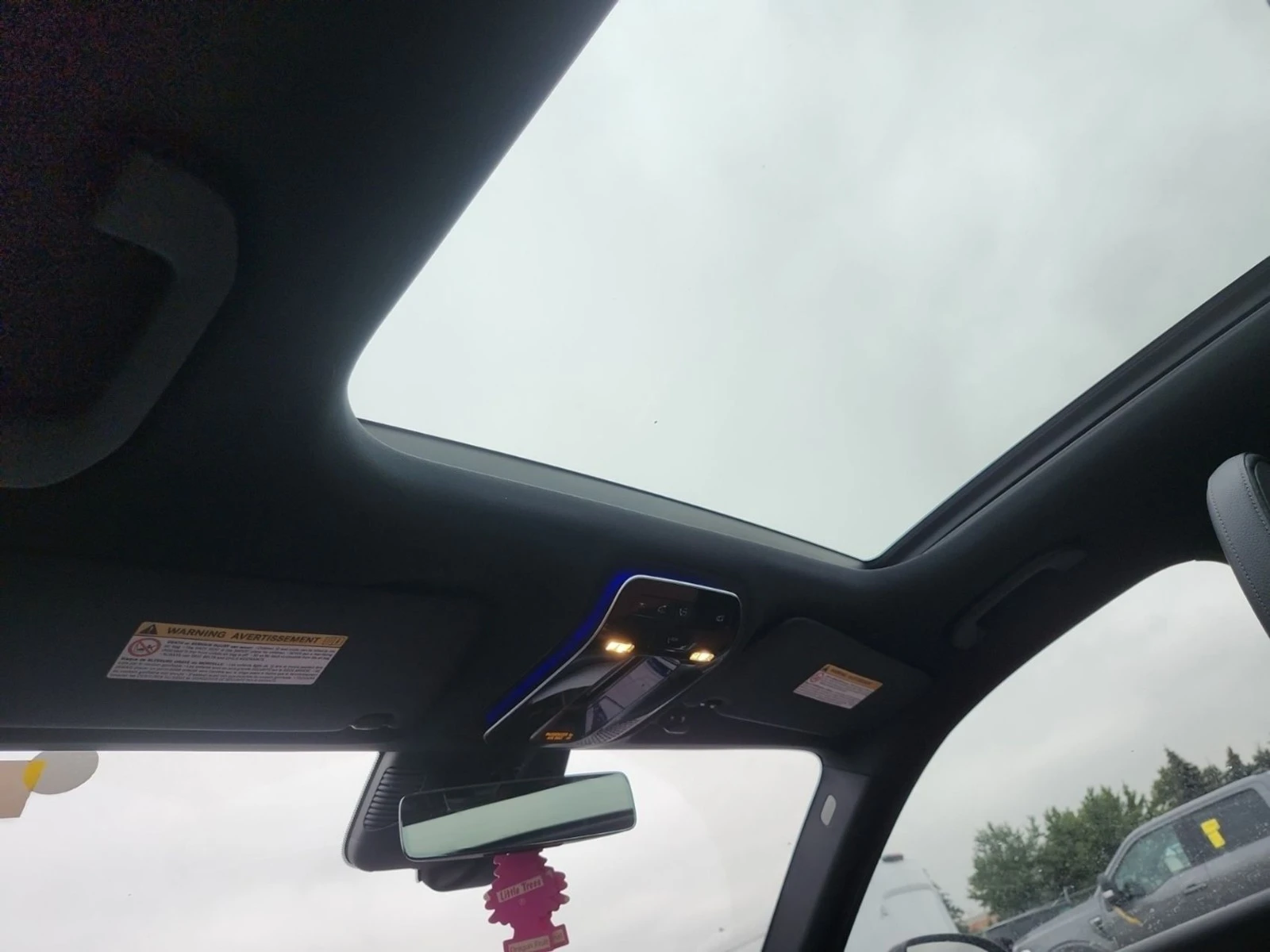 Mercedes-Benz GLC DIGITAL LIGHT* Burmester, снимка 10 - Автомобили и джипове - 56301447