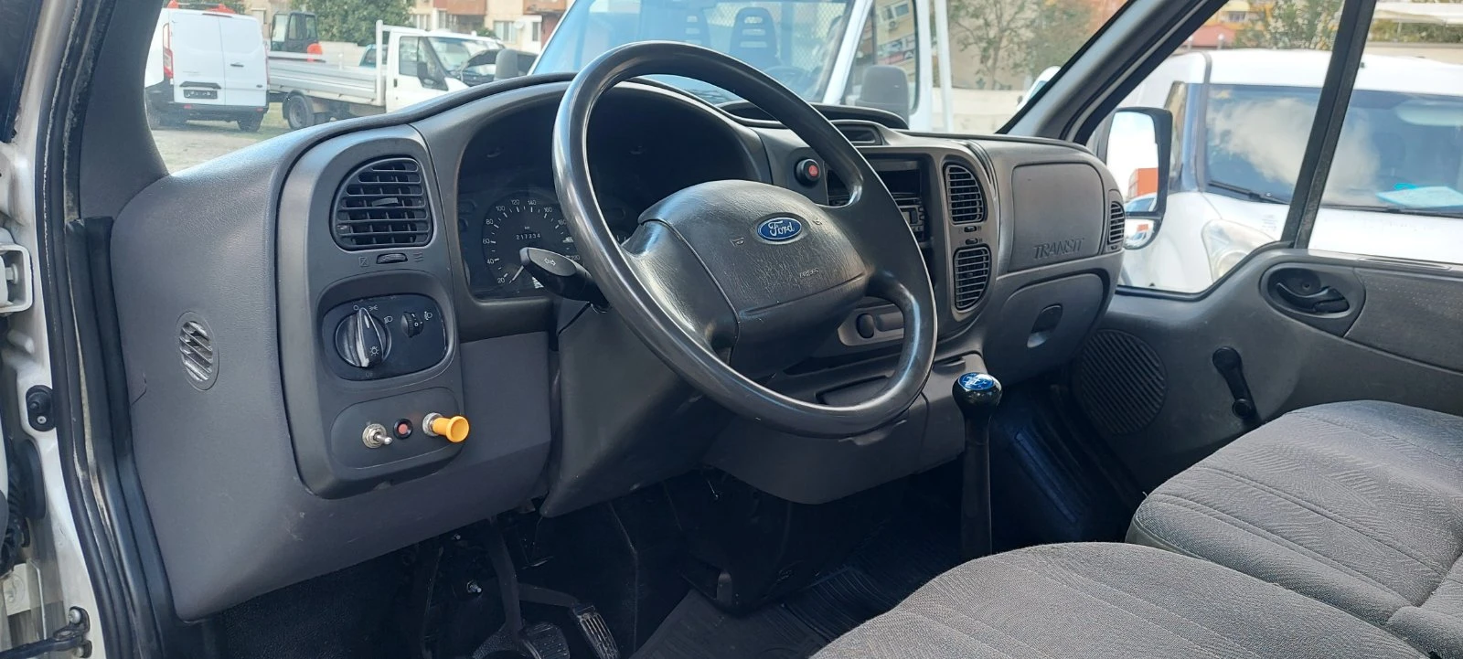 Ford Transit 2.4 tdci тристранен Б категория, снимка 8 - Бусове и автобуси - 56326002