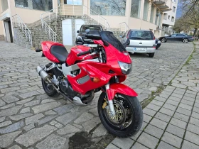     Honda Vtr 1000CC