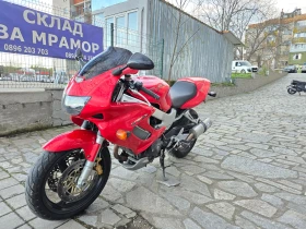     Honda Vtr 1000CC