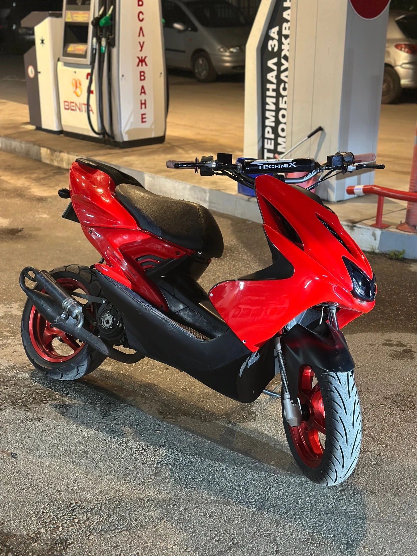 Yamaha Aerox 75cc, снимка 8 - Мотоциклети и мототехника - 54705949