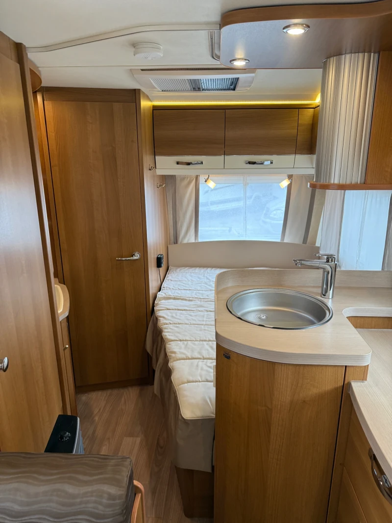 Каравана Tabbert 540 DM ПЪЛНО ОБОРУДВАНЕ, снимка 12 - Каравани и кемпери - 52170895