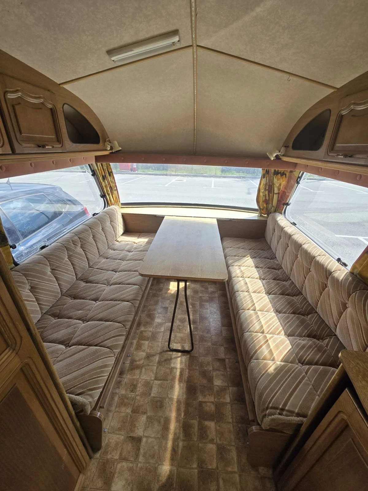 Каравана Swift, снимка 8 - Каравани и кемпери - 54246150