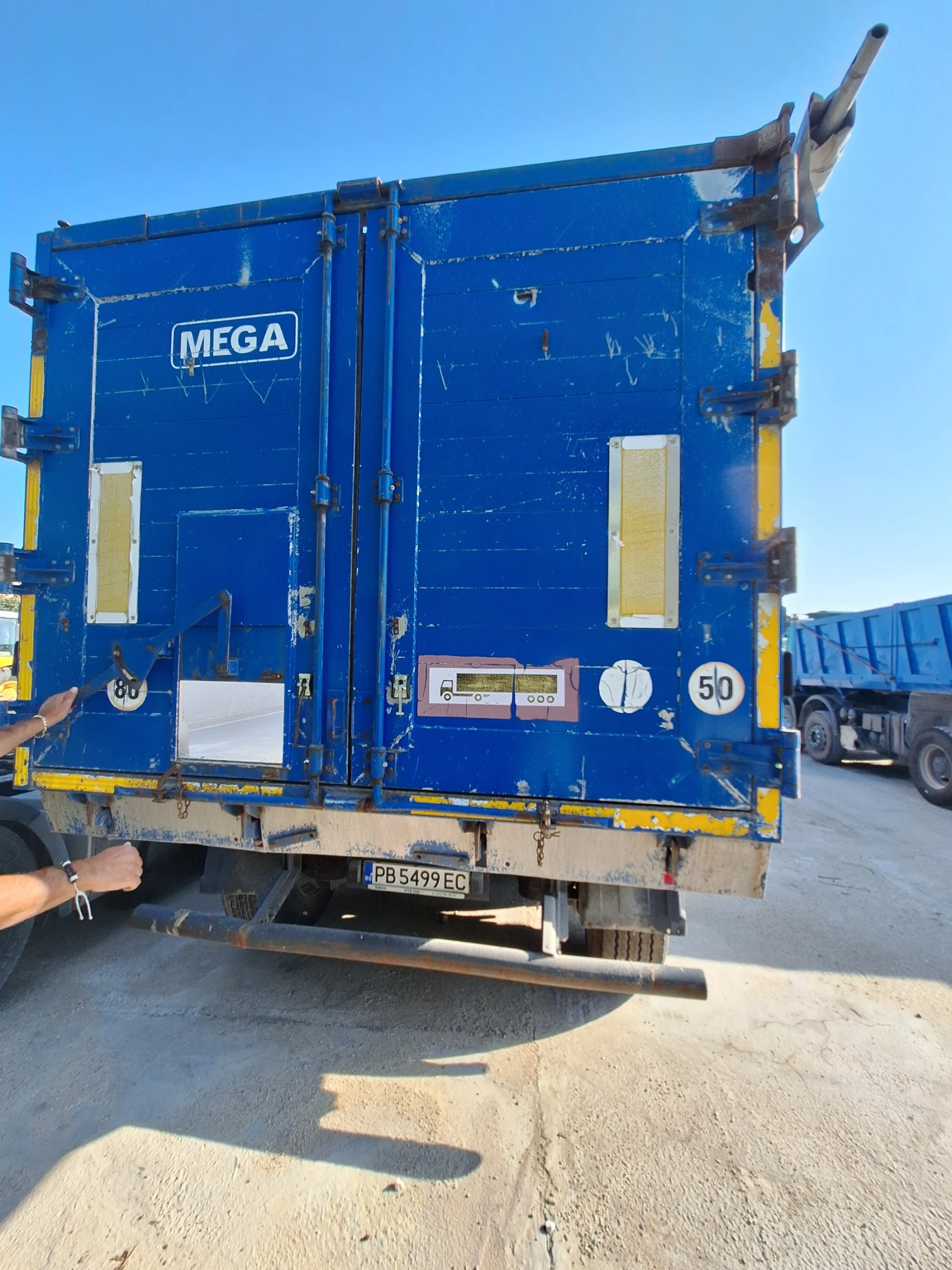 Полуремарке Mega, снимка 5 - Ремаркета - 54062805