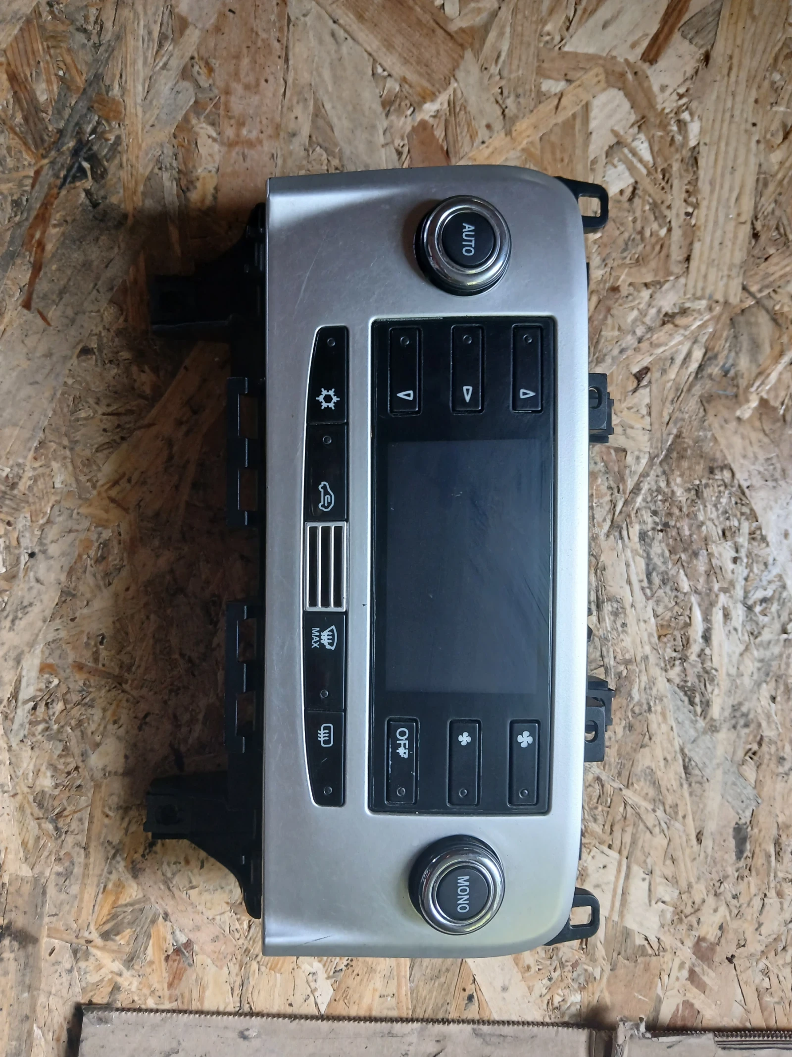 735487107 панел управление климатроник Lancia Delta 2010г 