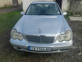 Mercedes-Benz C 220, снимка 2