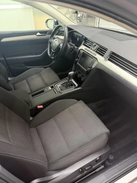 VW Passat Комби, снимка 11