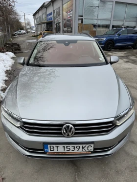 VW Passat Комби, снимка 11