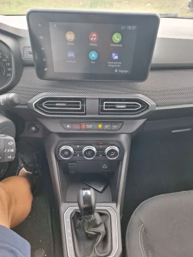 Dacia Sandero 1.0TCE  AVTOMATIK EURO6 , снимка 9