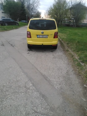Обява за продажба на VW Touran ~2 700 лв. - изображение 2