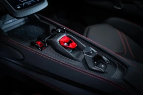 Lamborghini Revuelto Nero Noctis - 555000 EUR - 53630358 | Car24.bg