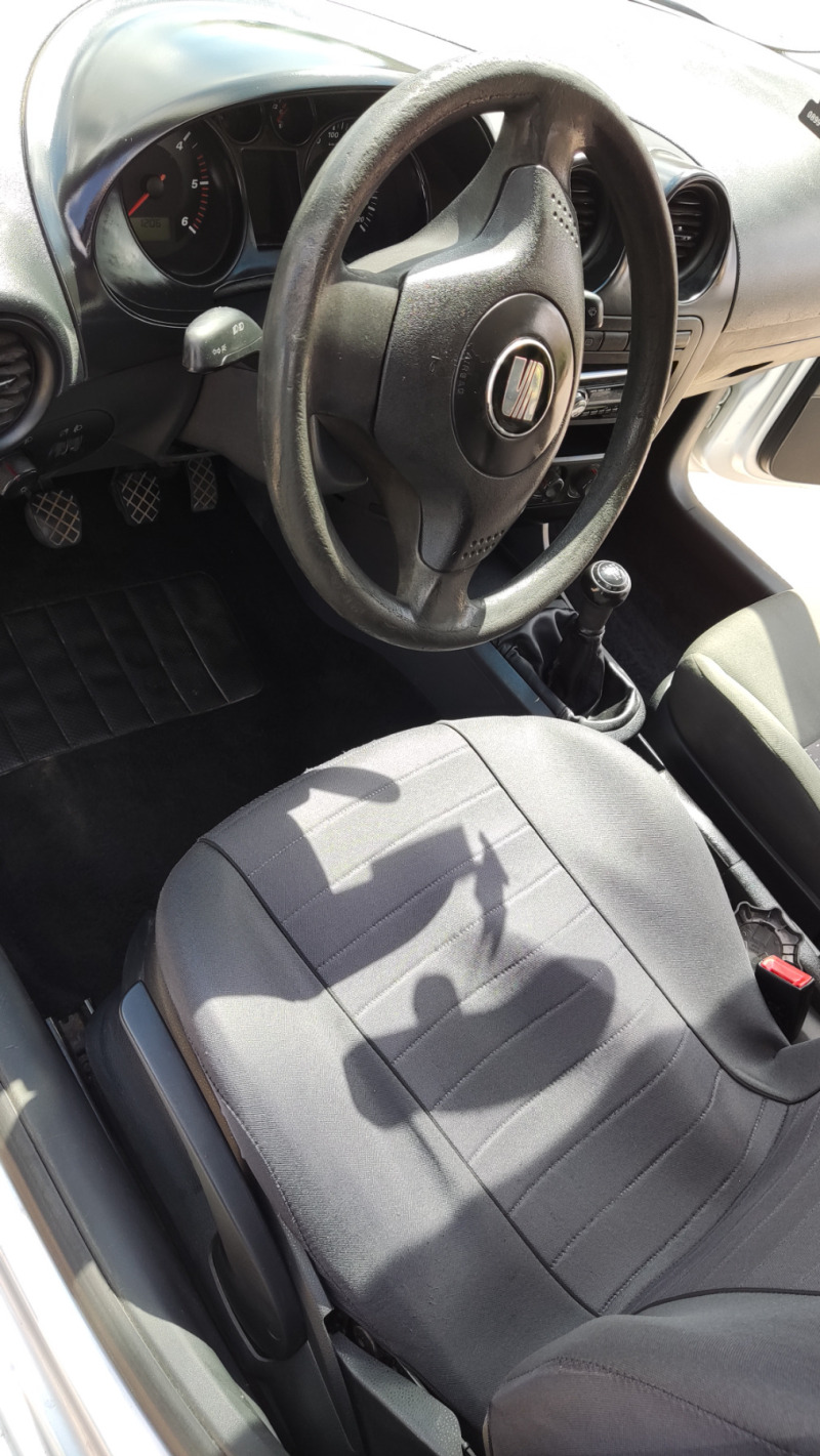 Seat Ibiza 1.9Sdi, снимка 7 - Автомобили и джипове - 45915576