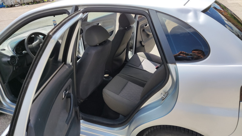 Seat Ibiza 1.9Sdi, снимка 5 - Автомобили и джипове - 45915576