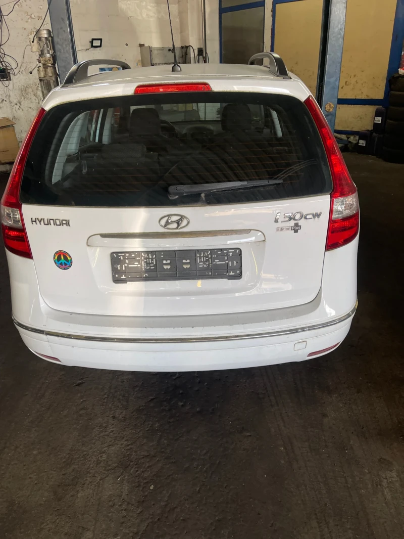 Hyundai I30 1.4, снимка 4 - Автомобили и джипове - 47639703