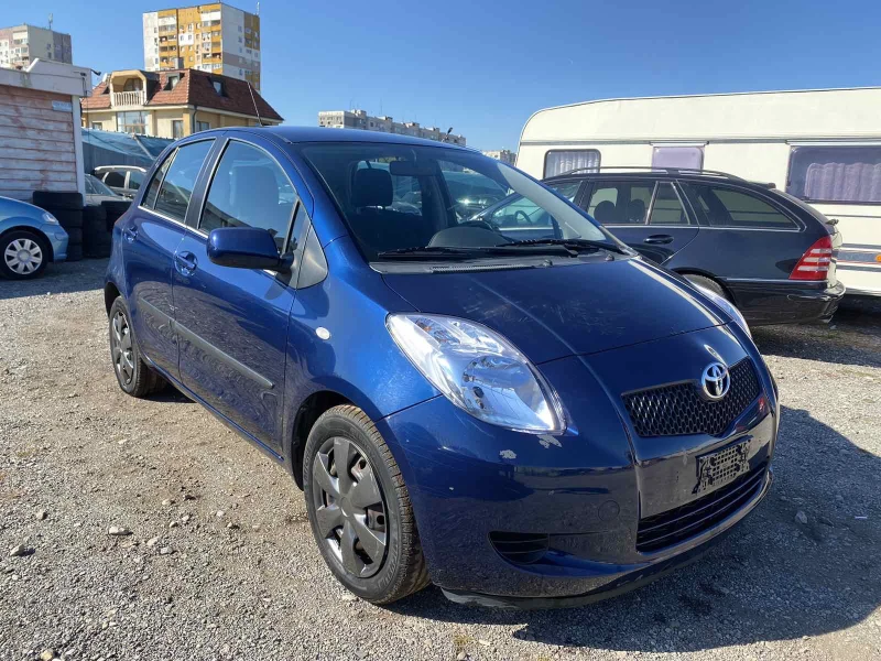 Toyota Yaris 1.3VVTI 87k.c., снимка 3 - Автомобили и джипове - 47790025