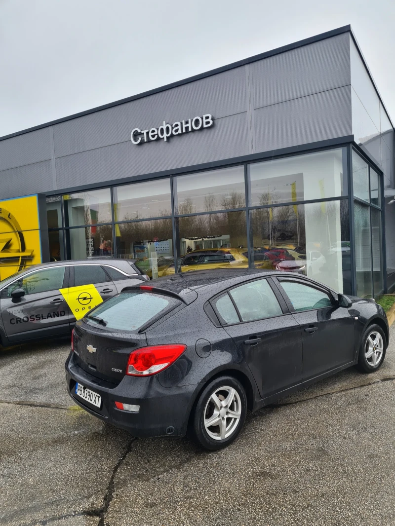 Chevrolet Cruze 1.6 benzin , снимка 9 - Автомобили и джипове - 49454781