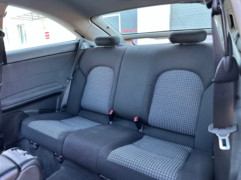Mercedes-Benz C 180, снимка 14 - Автомобили и джипове - 51596502