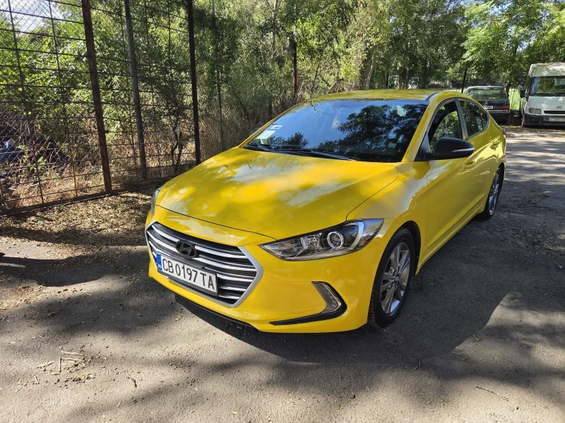 Hyundai Elantra 2.0 LPG, снимка 3 - Автомобили и джипове - 51692997