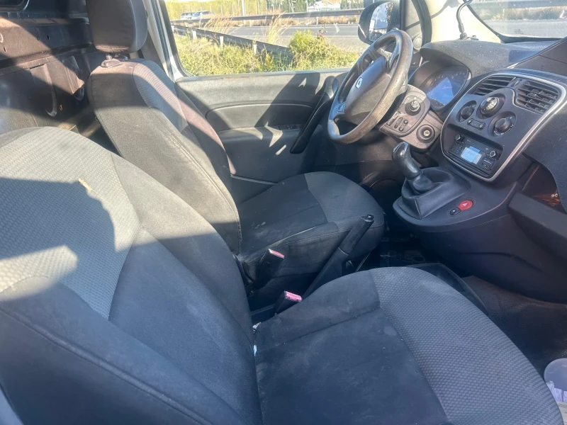 Renault Kangoo 1.5Dci 2017, снимка 6 - Автомобили и джипове - 52655642