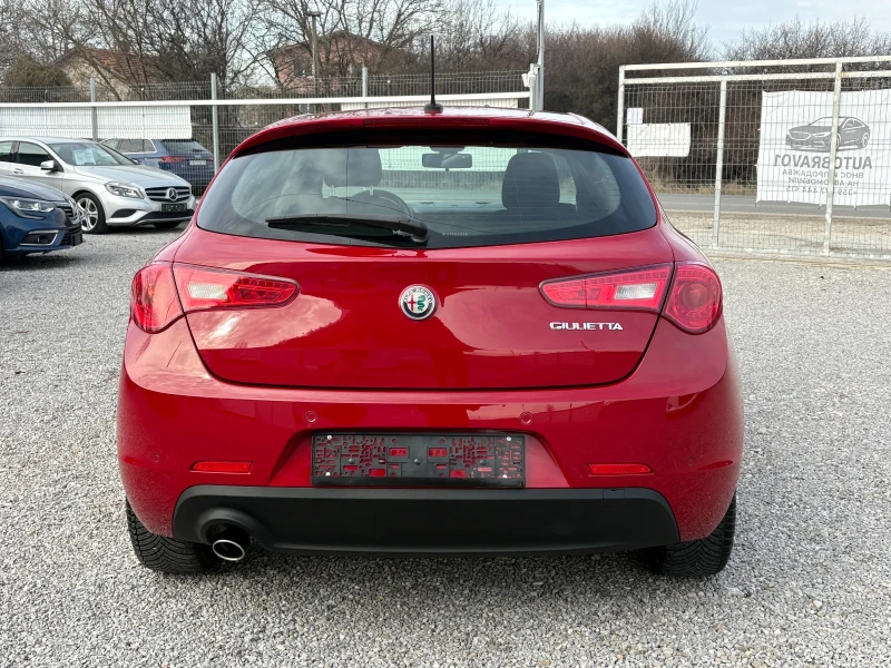 Alfa Romeo Giulietta 1, 4 i -ФАБР. ГАЗ-169000км., снимка 8 - Автомобили и джипове - 52722285
